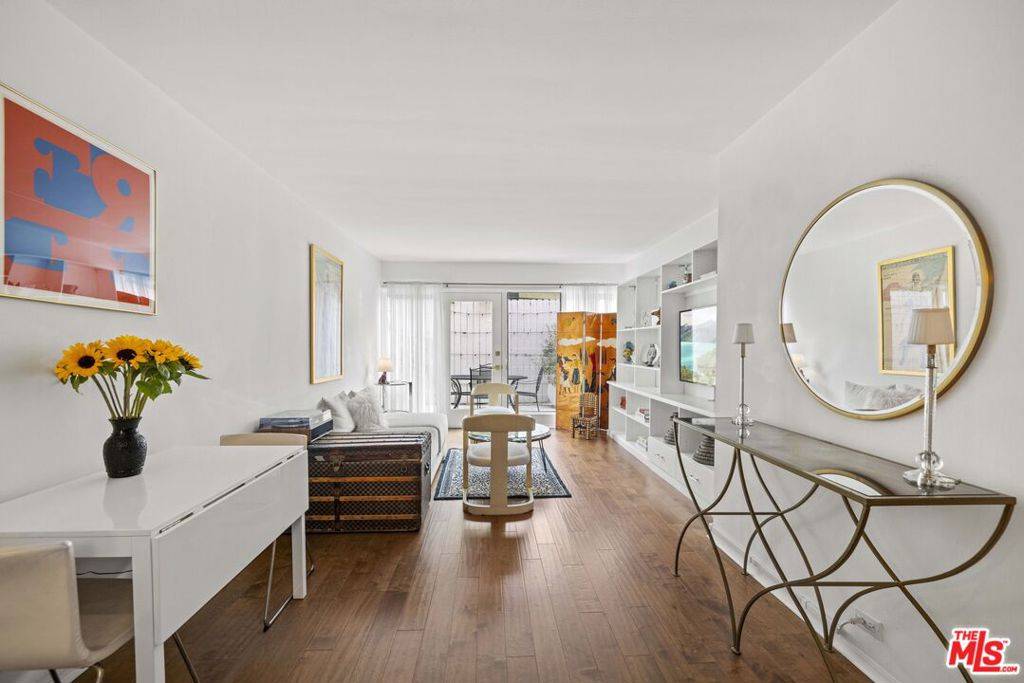 West Hollywood, CA 90046,1400 N Hayworth AVE #10