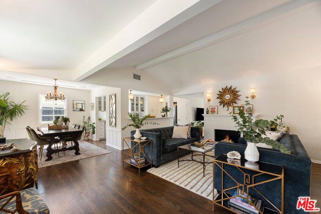 Studio City, CA 91604,4507 Van Noord AVE