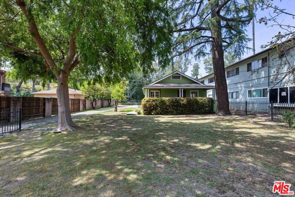 Pasadena, CA 91103,1531 Mentone AVE