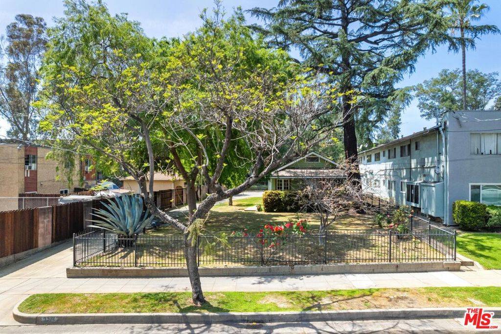 Pasadena, CA 91103,1531 Mentone AVE