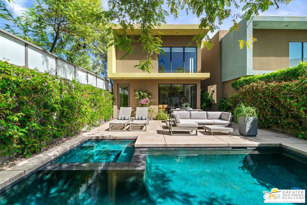 Palm Springs, CA 92262,2563 Cheryl LN