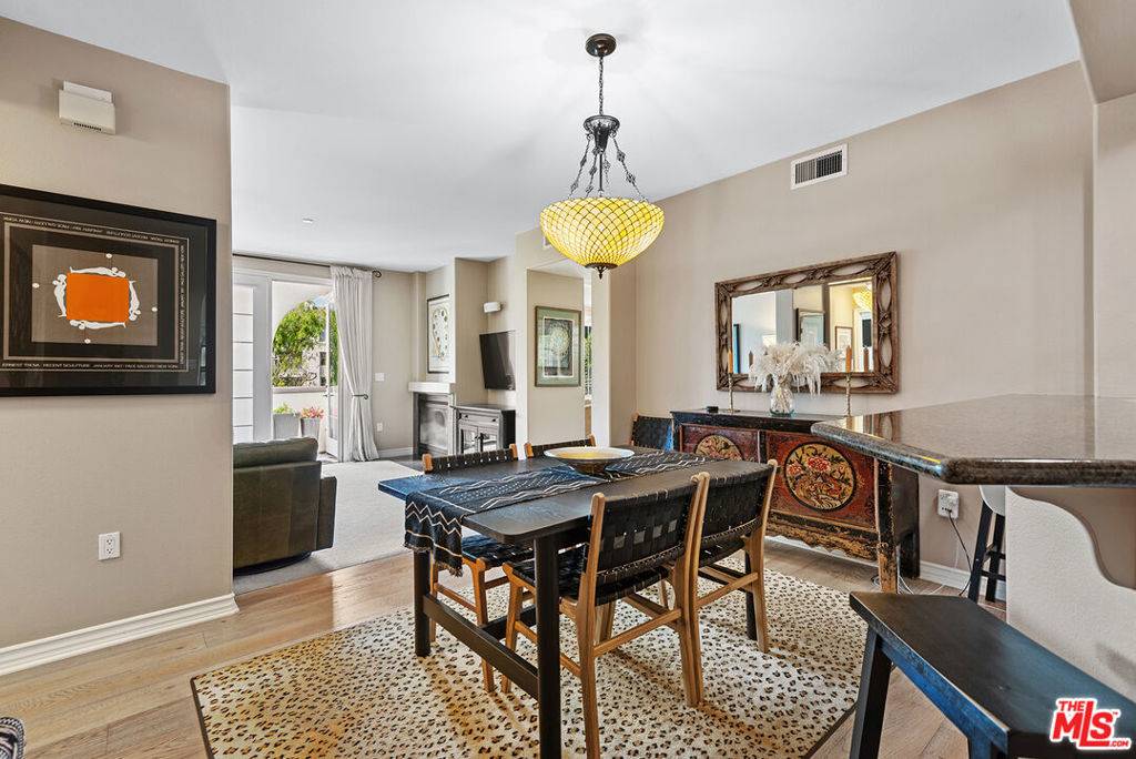 Playa Vista, CA 90094,5935 Playa Vista DR #316