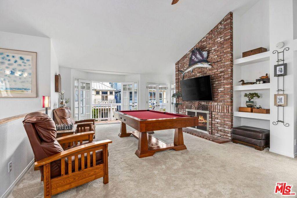 Manhattan Beach, CA 90266,459 35th ST