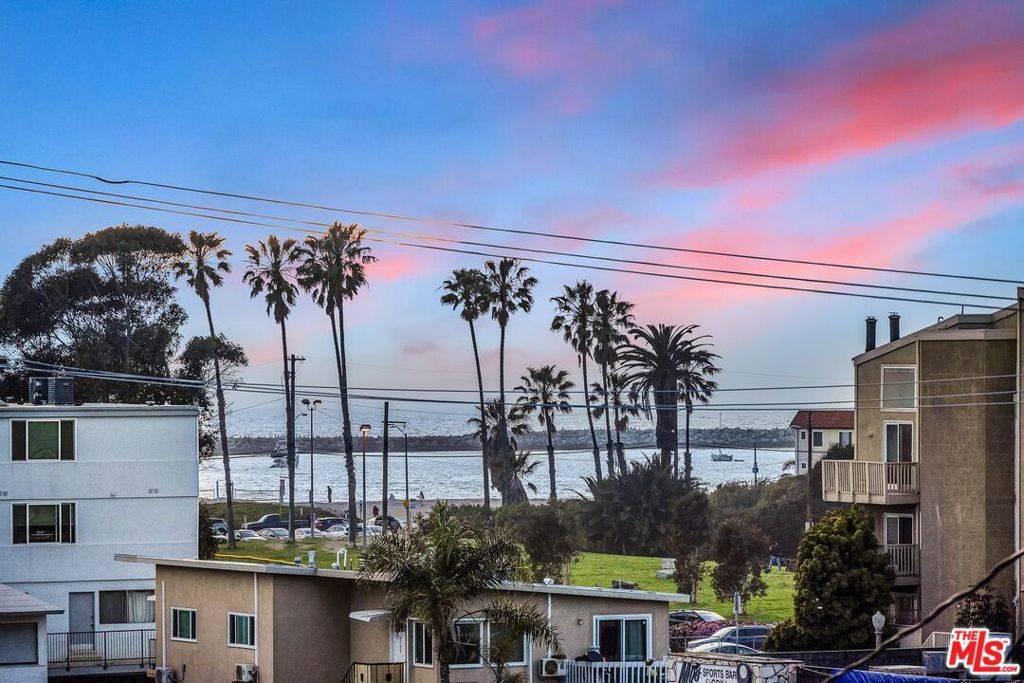 Playa Del Rey, CA 90293,308 Pershing DR #D