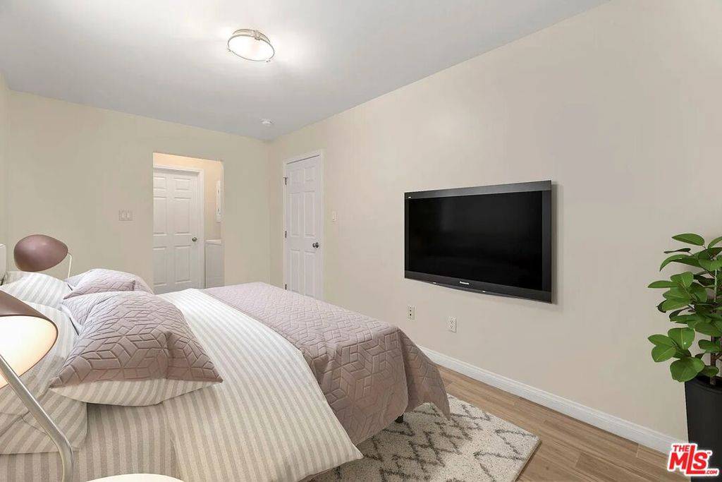 North Hollywood, CA 91601,5249 1/2 Satsuma AVE