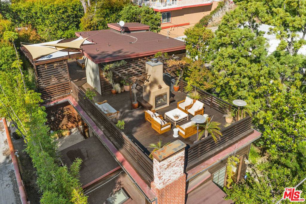Santa Monica, CA 90402,473 W Rustic RD