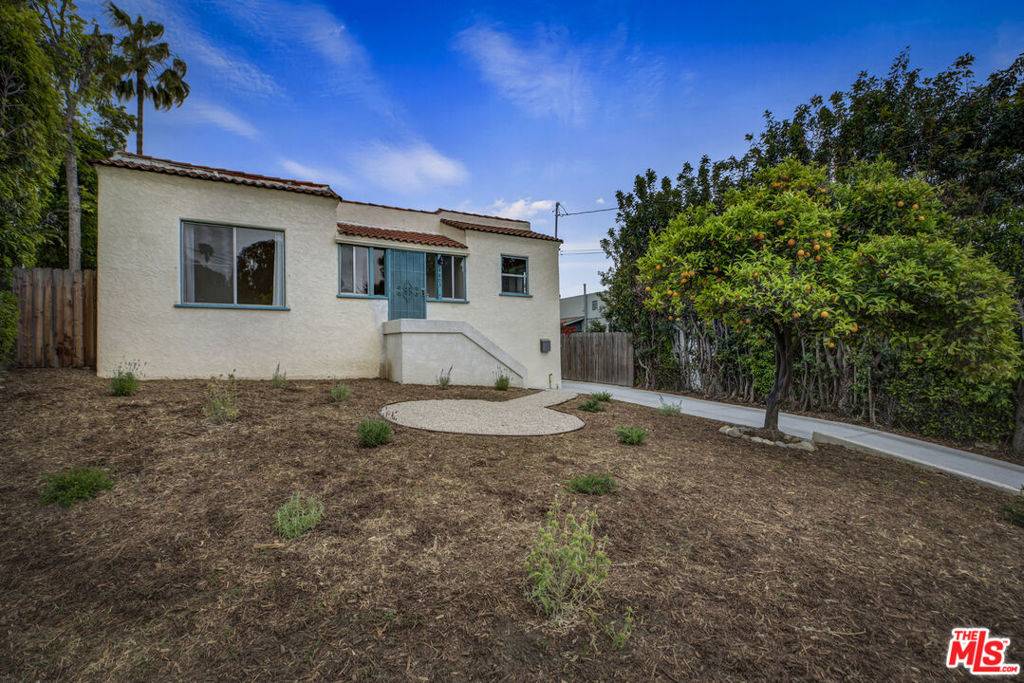 Los Angeles, CA 90042,4803 Toland WAY