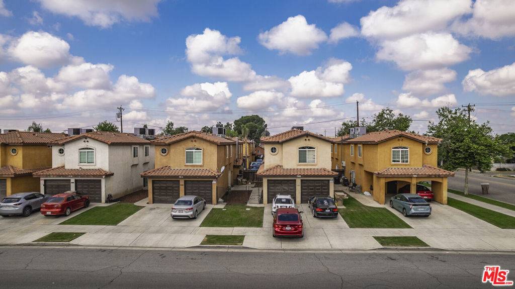 Bakersfield, CA 93304,729 L ST