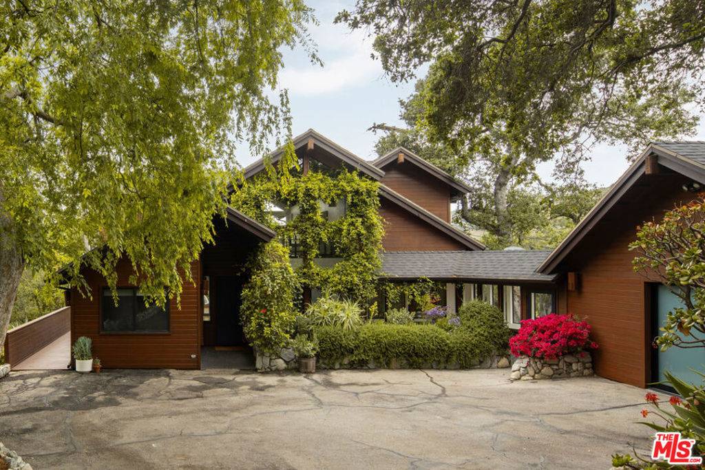 Glendale, CA 91206,360 Edwards PL