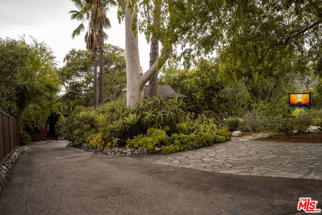 Glendale, CA 91206,360 Edwards PL