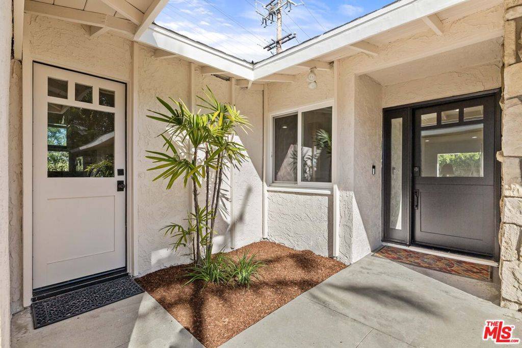Rancho Palos Verdes, CA 90275,6111 Monero DR