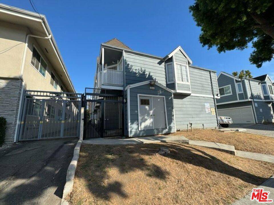 Inglewood, CA 90302,816 N Inglewood AVE #8