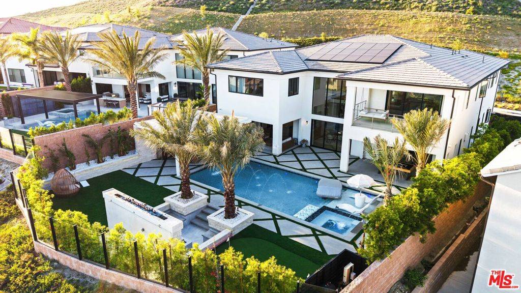 Porter Ranch, CA 91326,20216 W Albion WAY