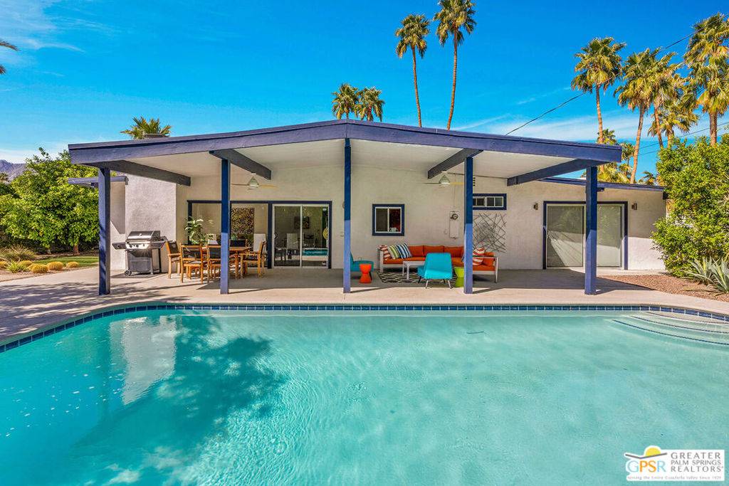Palm Springs, CA 92262,236 N Farrell DR