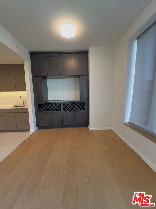 Los Angeles, CA 90017,889 Francisco ST #2007