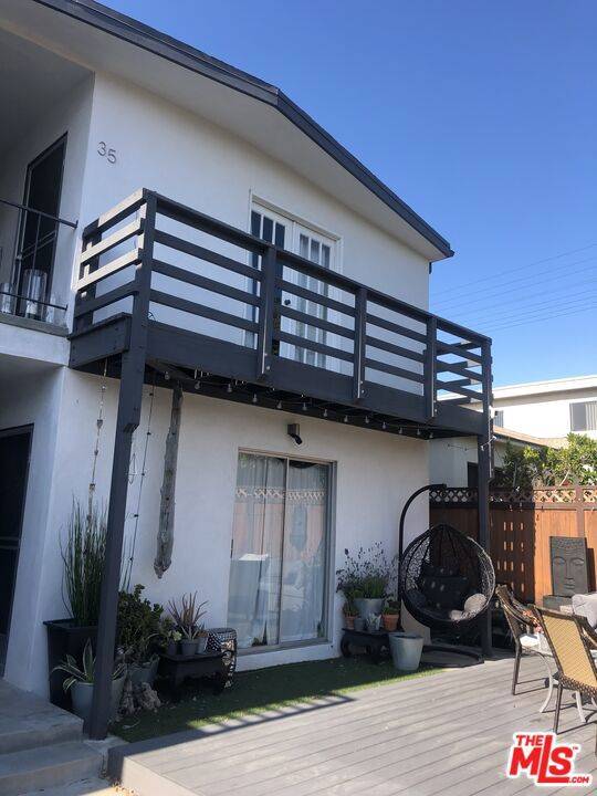 Venice, CA 90291,35 23rd AVE