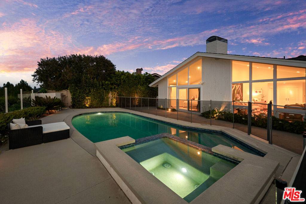 Studio City, CA 91604,11671 Dona Alicia PL