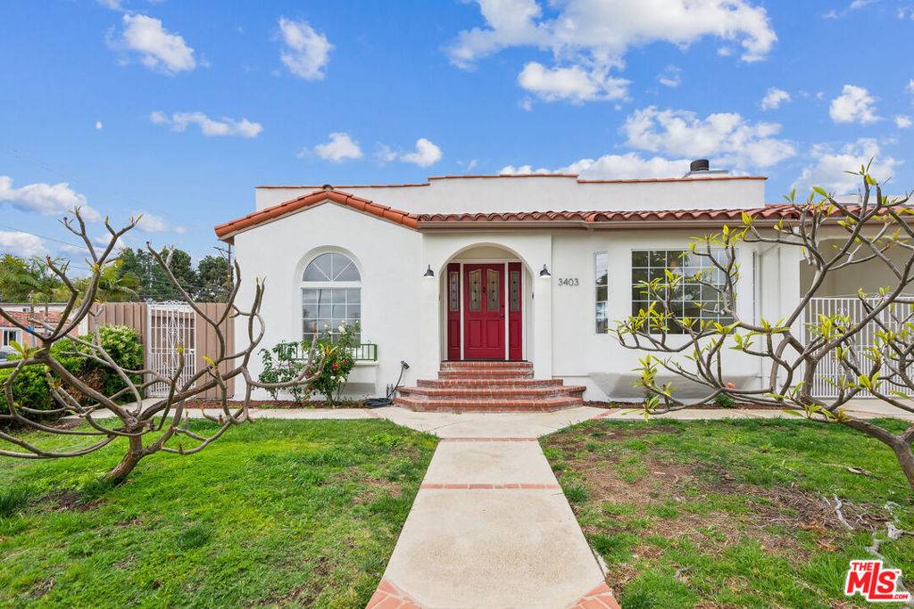 Long Beach, CA 90807,3403 Falcon AVE