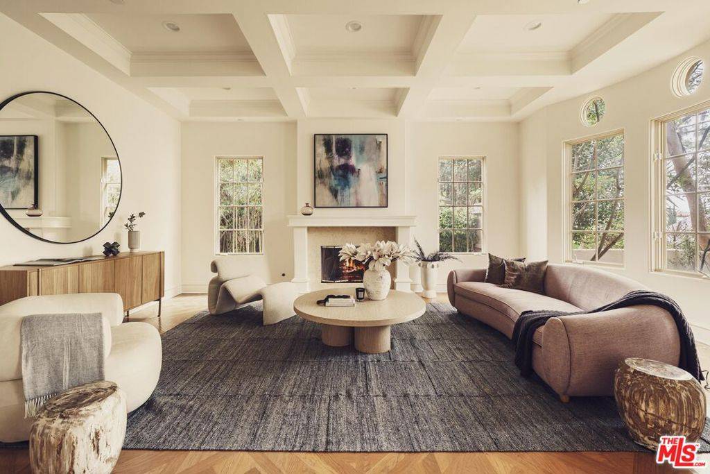 Santa Monica, CA 90402,223 24th ST