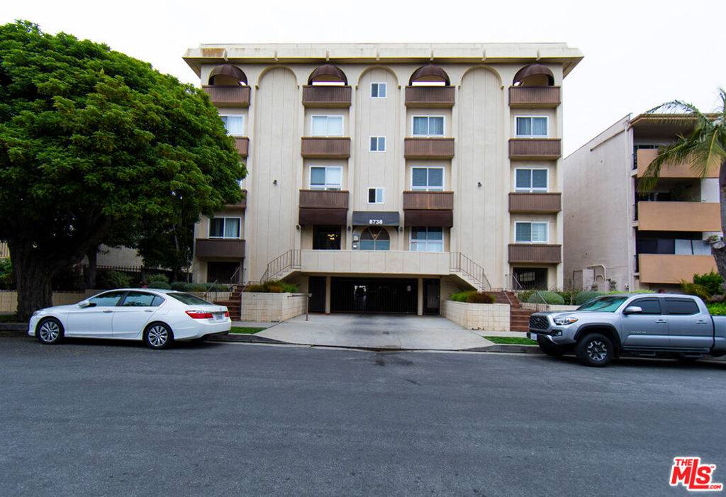 Playa Del Rey, CA 90293,8738 Delgany AVE #209