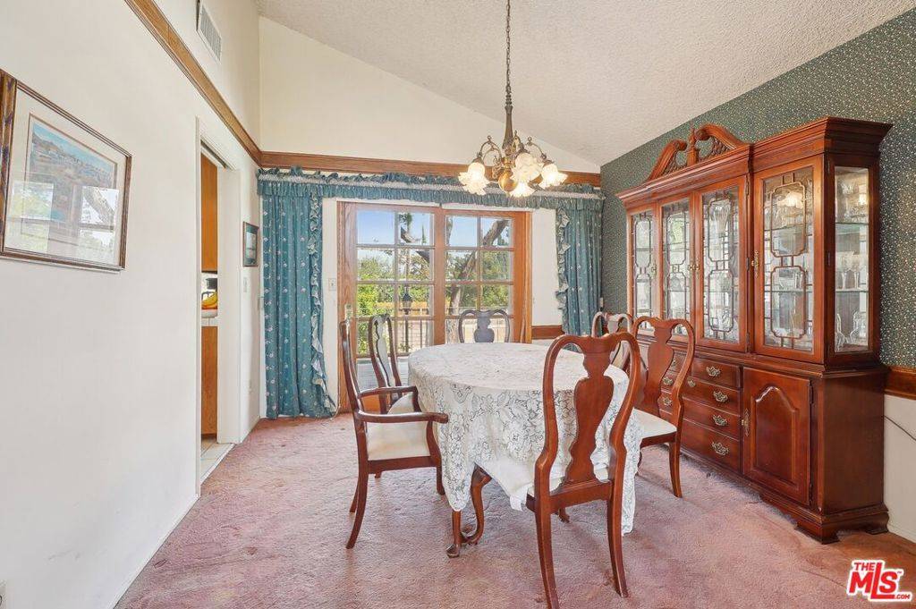 Chatsworth, CA 91311,10714 Sunnybrae AVE