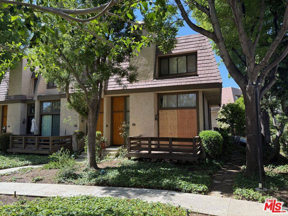 Northridge, CA 91324,9000 Vanalden AVE #117