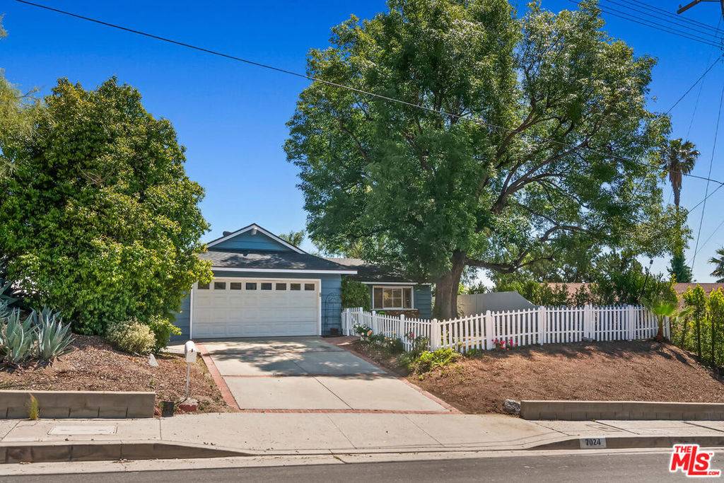 West Hills, CA 91307,7024 Middlesbury Ridge CIR