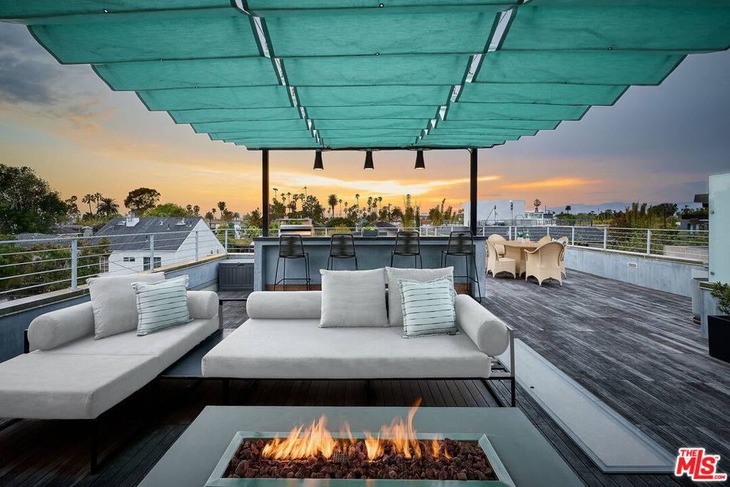 Venice, CA 90291,2329 Clement AVE