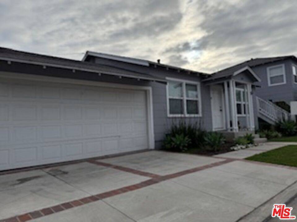 Costa Mesa, CA 92627,143 Walnut ST