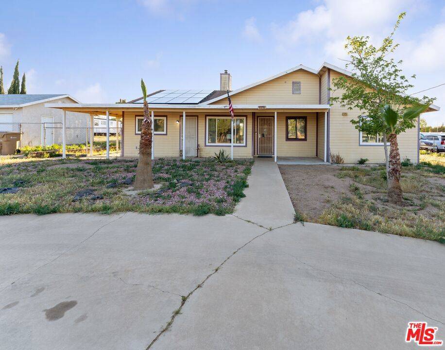 Hesperia, CA 92345,9256 6th AVE