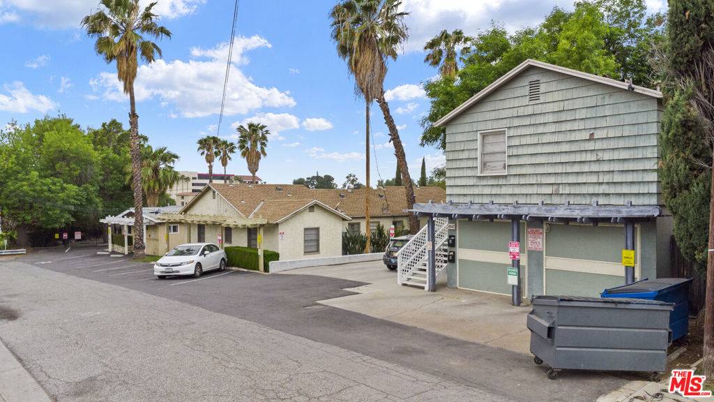 Riverside, CA 92501,4581 Main ST