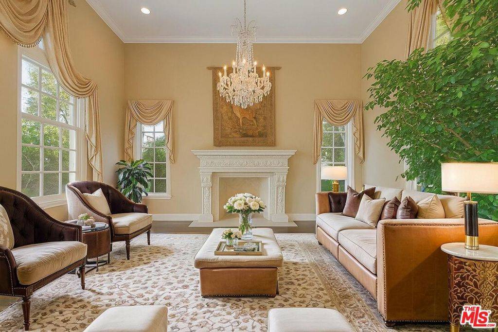 Calabasas, CA 91302,3469 Cordova DR