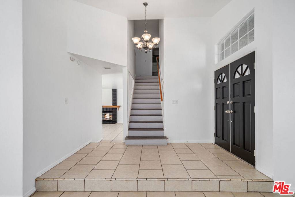 Lancaster, CA 93535,2352 E Kildare ST