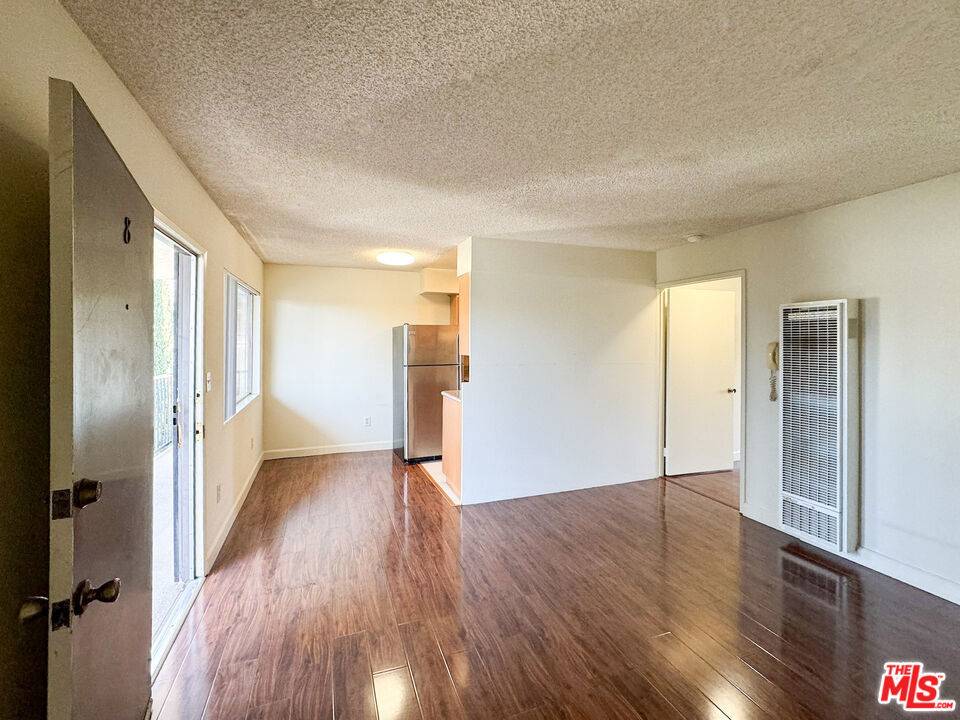 Los Angeles, CA 90027,4439 Price #8