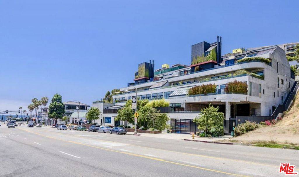 Pacific Palisades, CA 90272,17351 W Sunset BLVD #201A