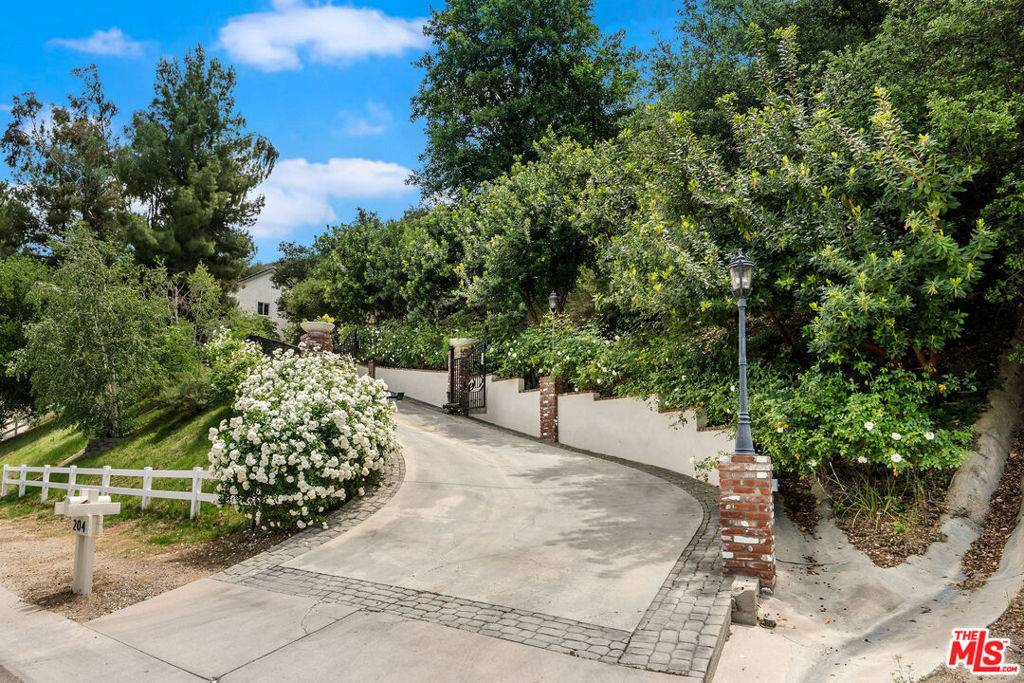 Bell Canyon, CA 91307,204 Bell Canyon RD