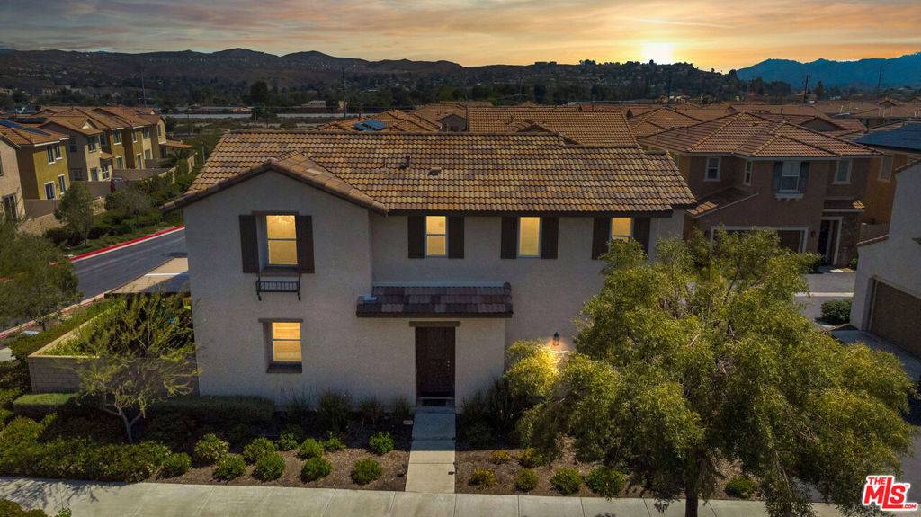 Canyon Country, CA 91351,26910 Trestles DR