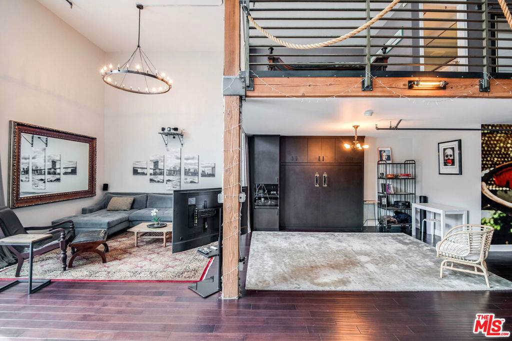 Marina Del Rey, CA 90292,4115 Glencoe AVE #104