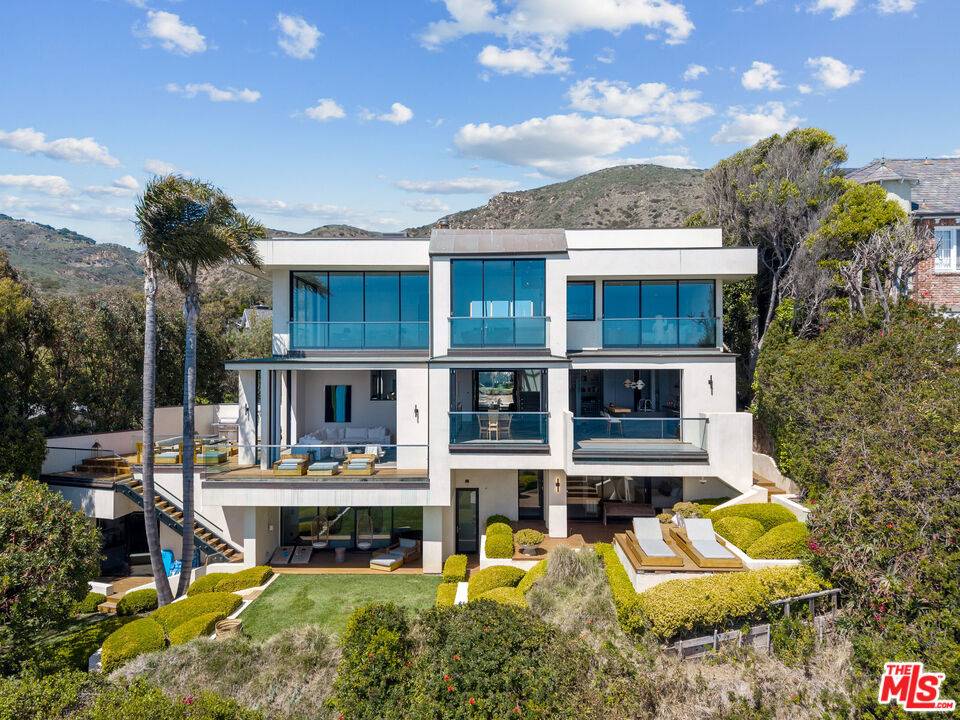Malibu, CA 90265,31824 Seafield DR