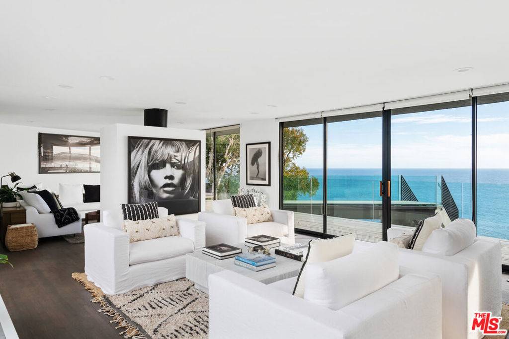 Malibu, CA 90265,28936 Cliffside DR