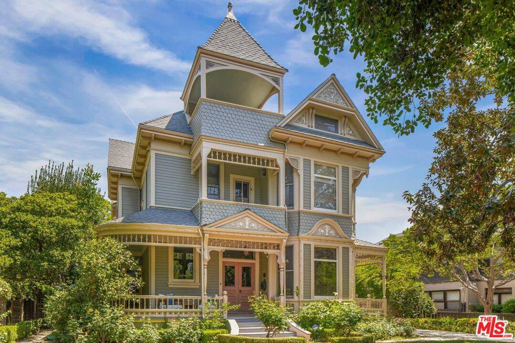 Pasadena, CA 91103,206 N Grand AVE