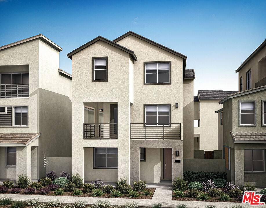 Valencia, CA 91381,26977 Echo Mountain WAY