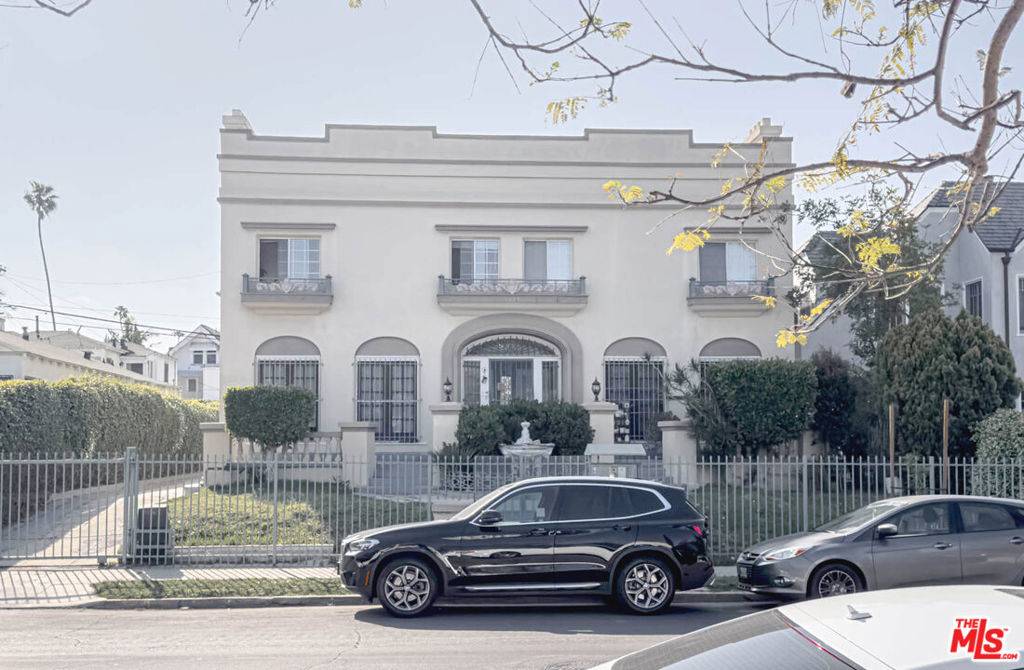 Los Angeles, CA 90019,1125 3rd AVE