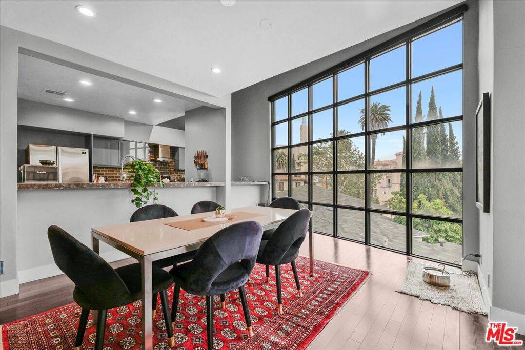 Los Angeles, CA 90024,1670 Malcolm AVE #302