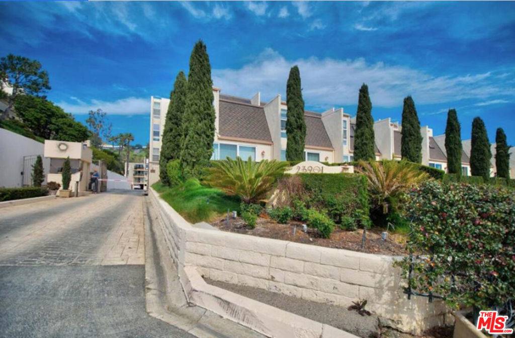 Malibu, CA 90265,23901 CIVIC CENTER WAY #240