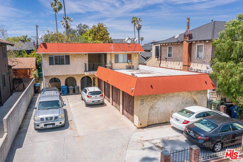 Los Angeles, CA 90006,1745 S Harvard BLVD