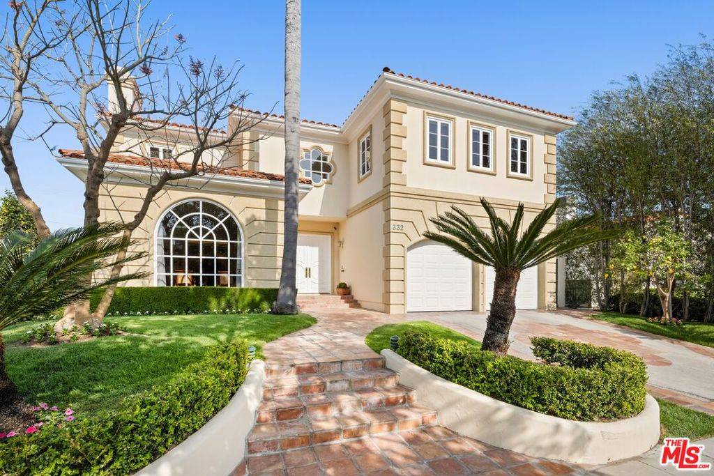 Beverly Hills, CA 90212,332 S Mccarty DR
