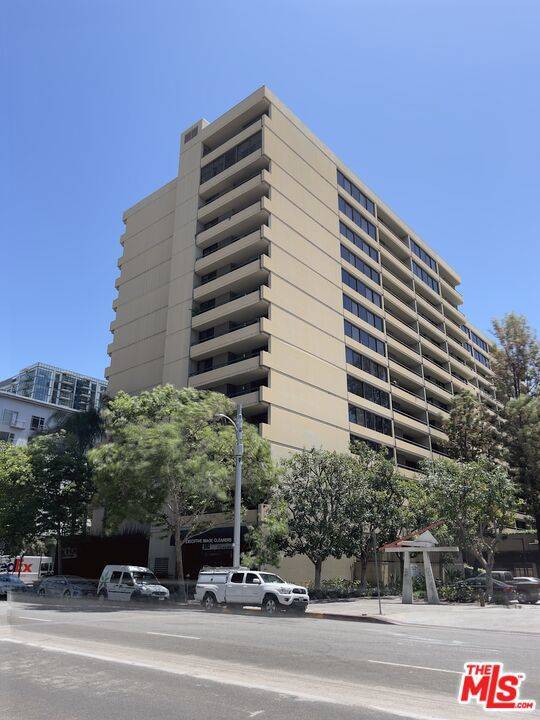 Los Angeles, CA 90015,600 W 9TH ST #1103