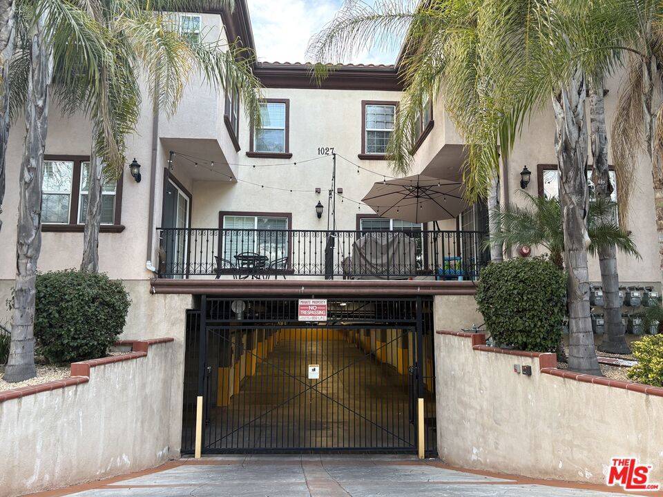 Burbank, CA 91506,1027 W Angeleno AVE #108