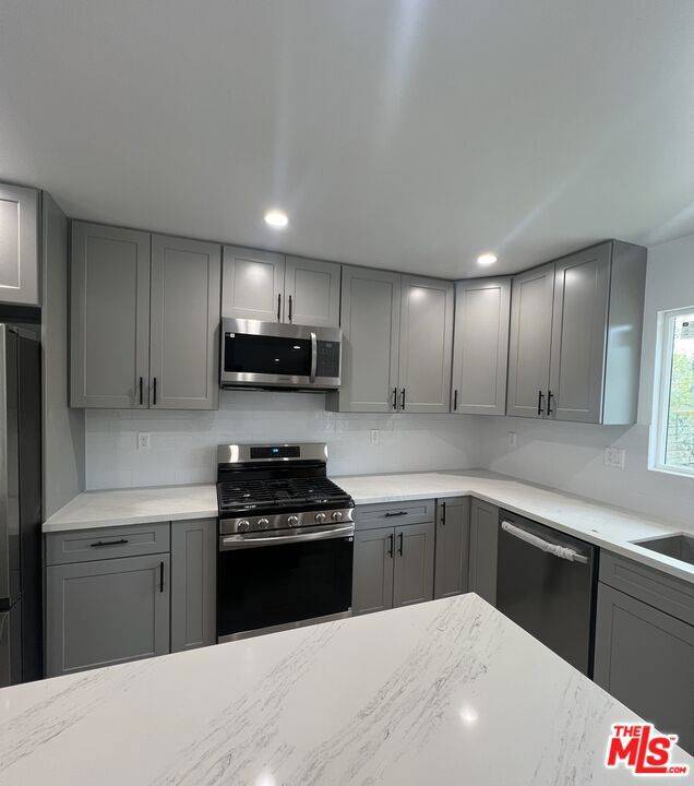 Westlake Village, CA 91362,30872 Janlor DR